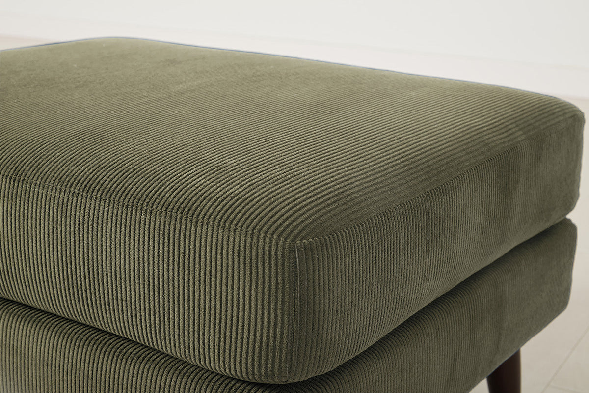 Model 08 Ottoman, Oak / Fennel