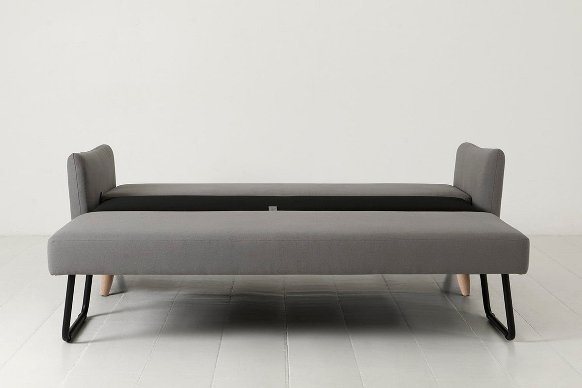 Model 08 Sofa Bed 2.5 Seater, Oak / Risso