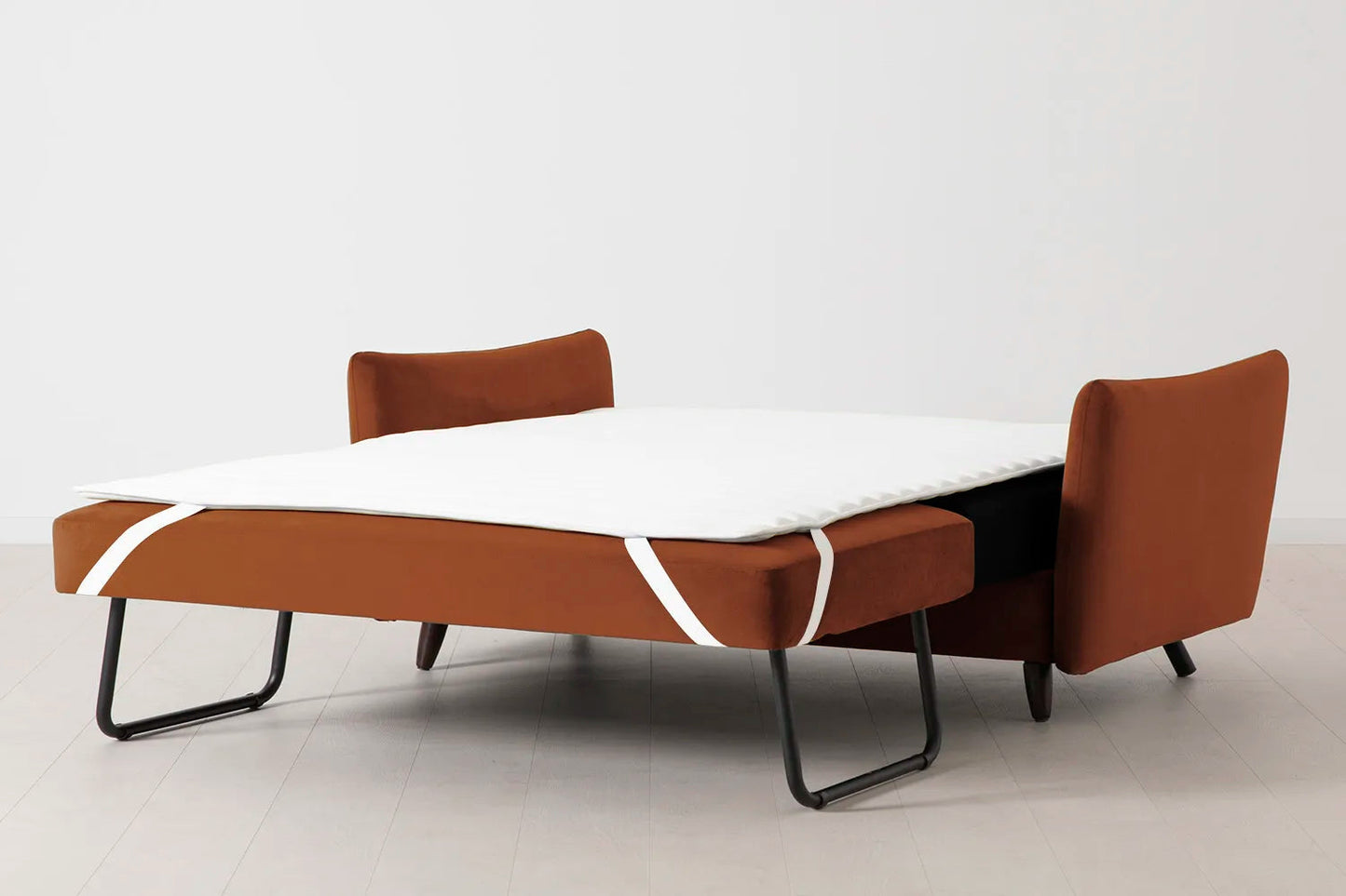 Model 08 Sofa Bed 2.5 Seater, Umber