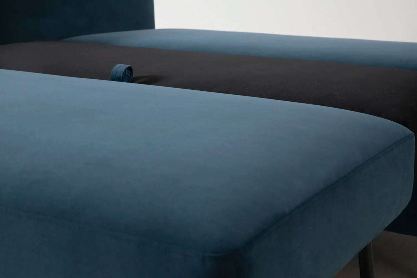 Model 08 2-Seater Sofa Bed