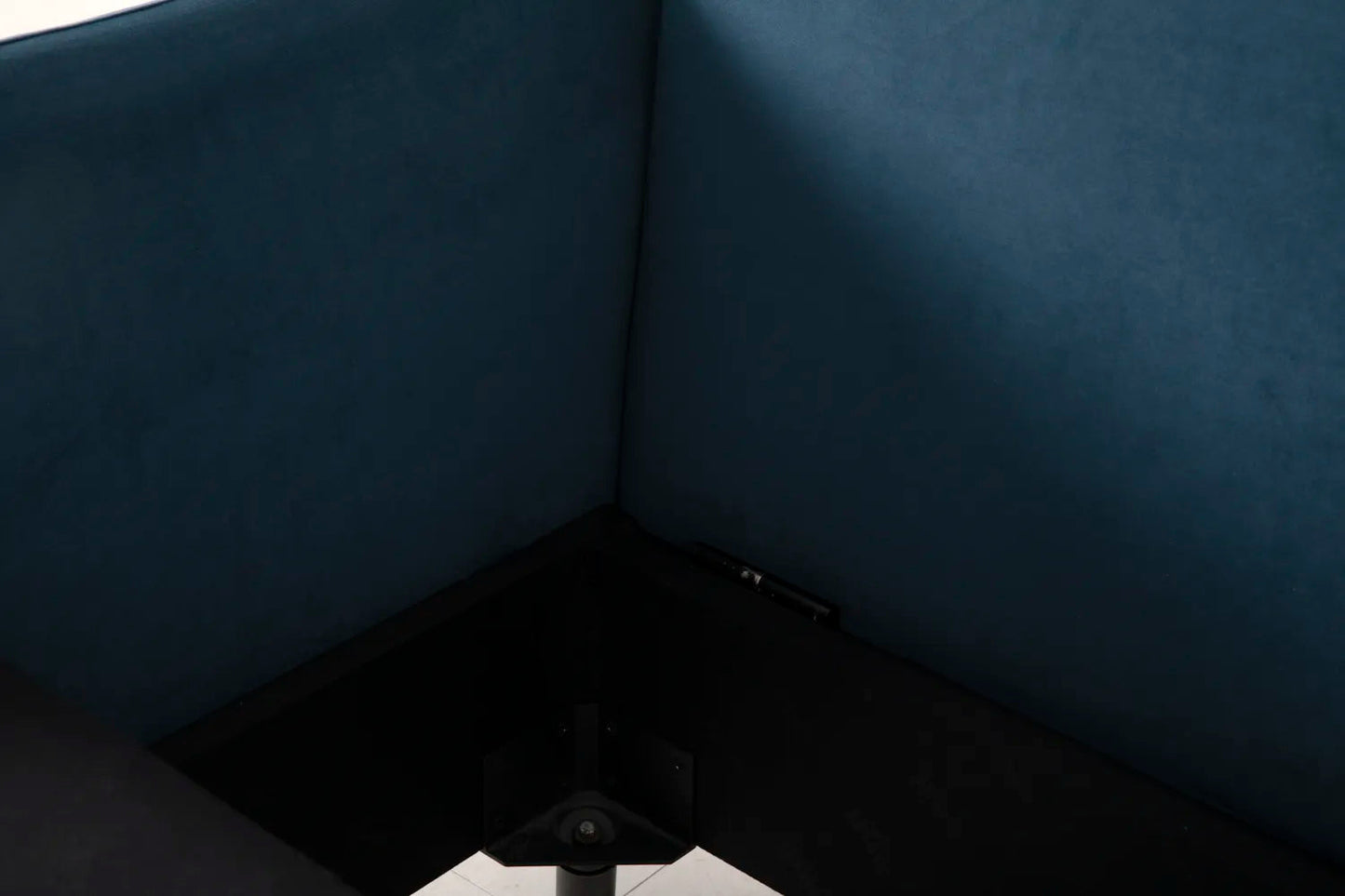 Model 08 2-Seater Sofa Bed