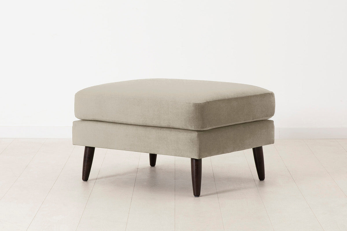 Model 08 Ottoman, Flax
