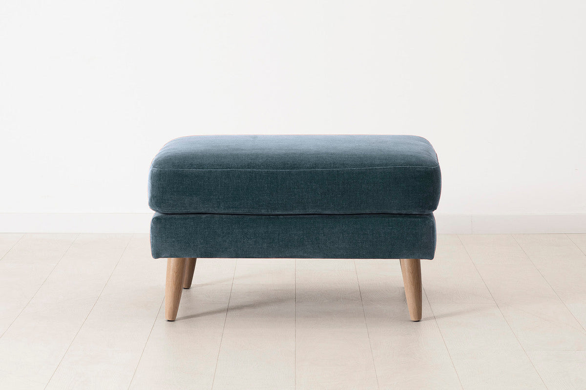 Model 08 Ottoman, Oak / Hydro