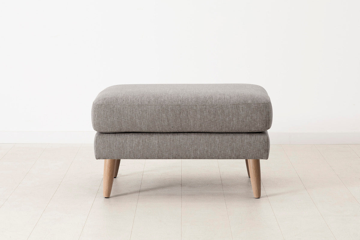 Model 08 Ottoman, Oak / Shadow