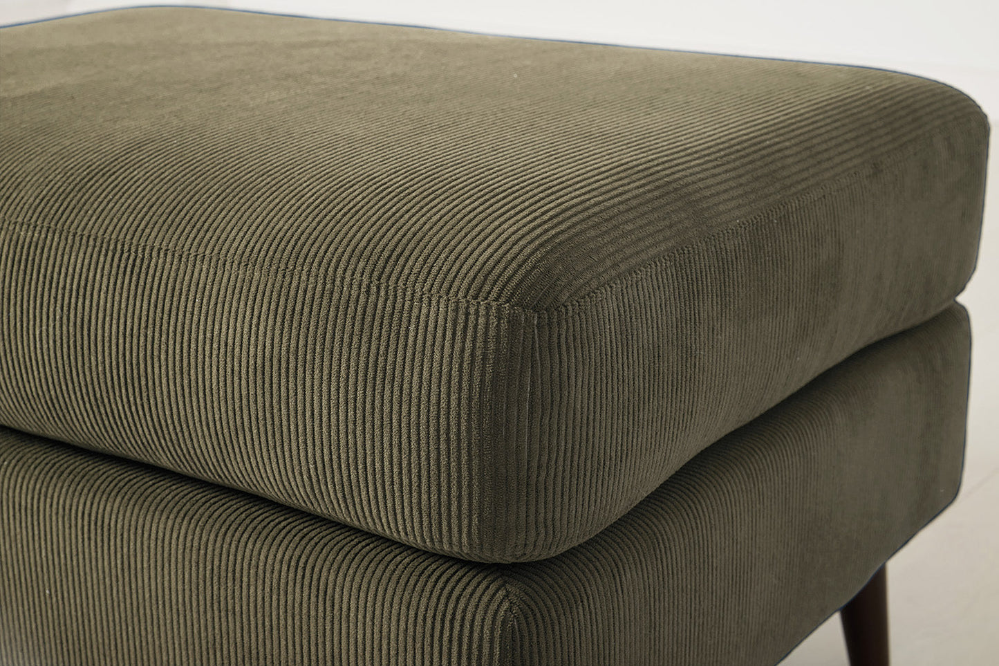 Model 10 Ottoman, Fennel