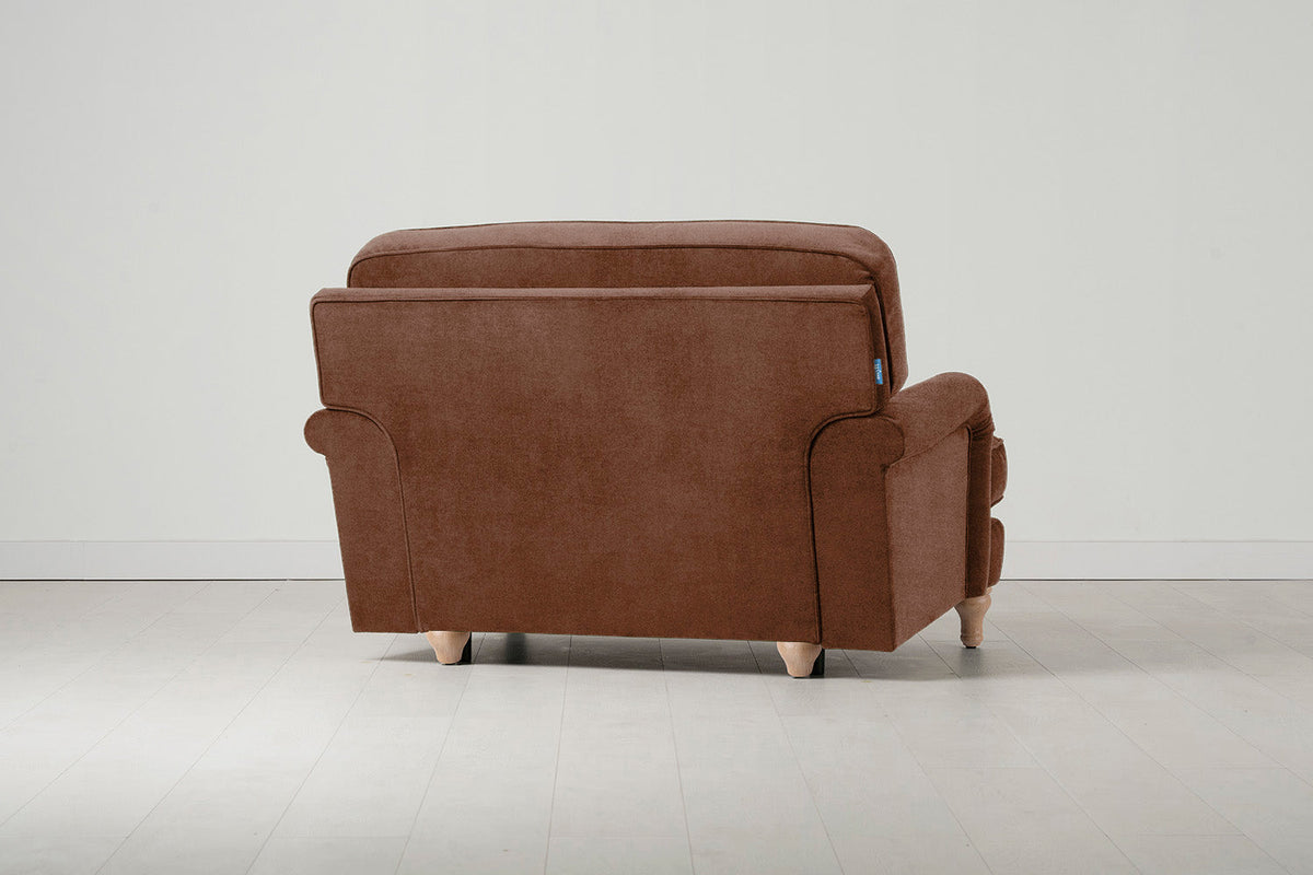 Model 15 Loveseat, Oak / Russet