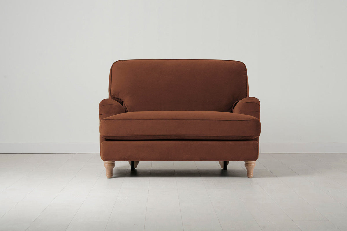 Model 15 Loveseat, Oak / Umber