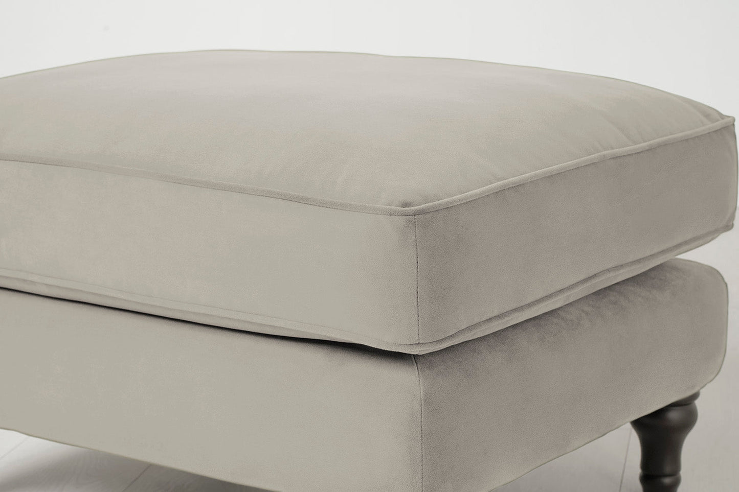 Model 15 Ottoman, Bone