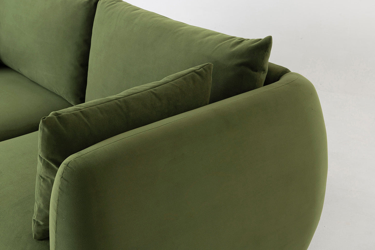 Model 16 3 Seater Sofa, Vine