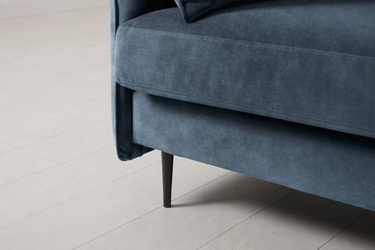 Model 19 Loveseat, Ocean — Leg Detail