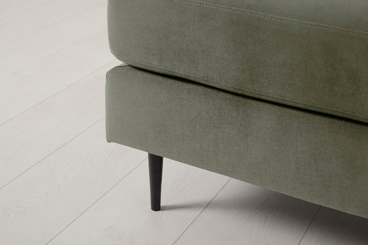 Model 19 Ottoman, Pine