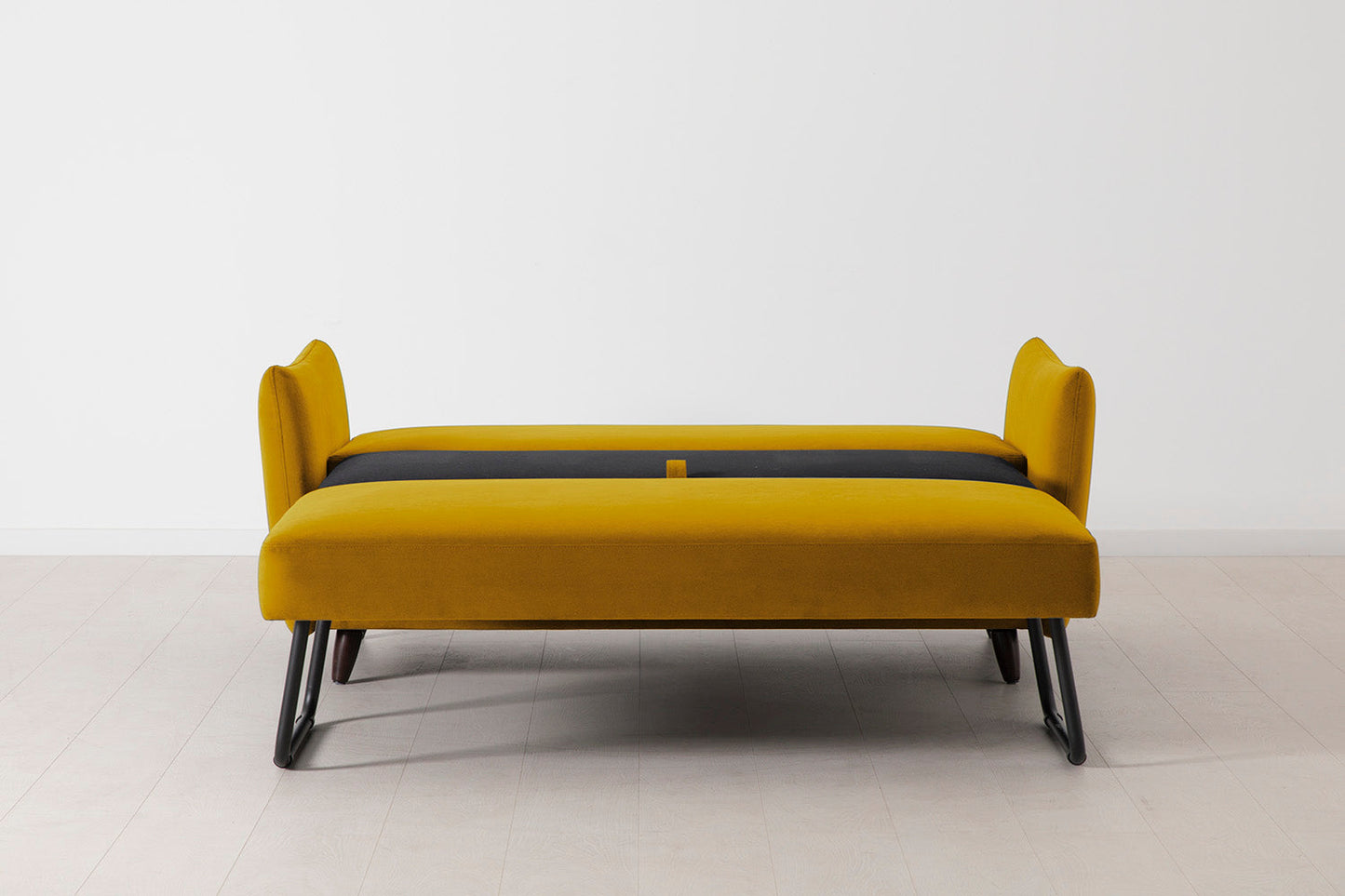 Model 08 2.5-Seater Sofa Bed