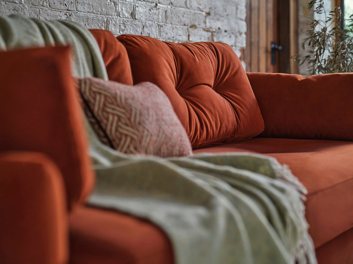 Model 04 Sofa Bed 3 Seater, Oak / Umber