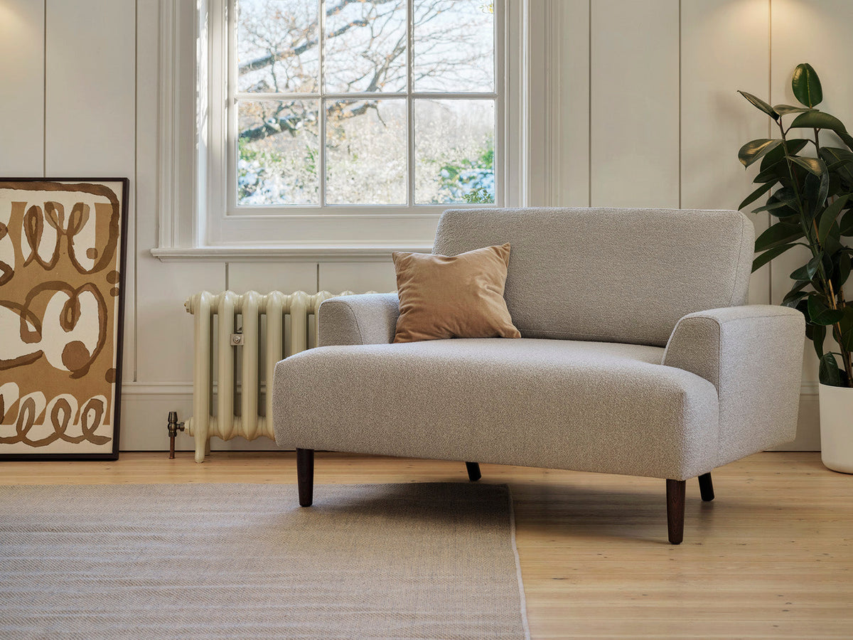 Model 05 Loveseat, Oak / Ivory