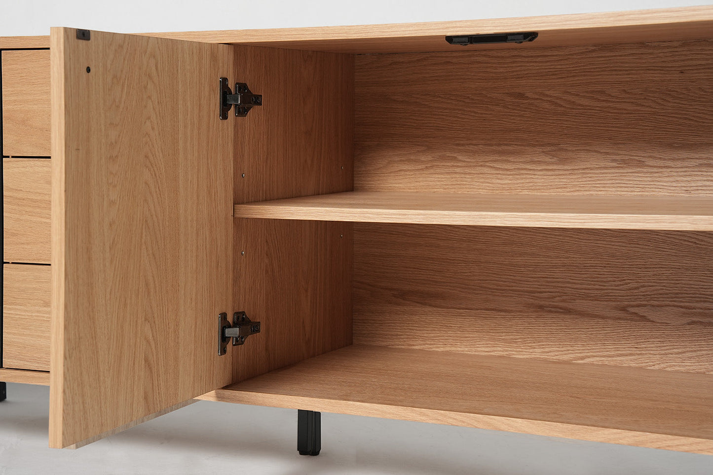 Sideboard 05