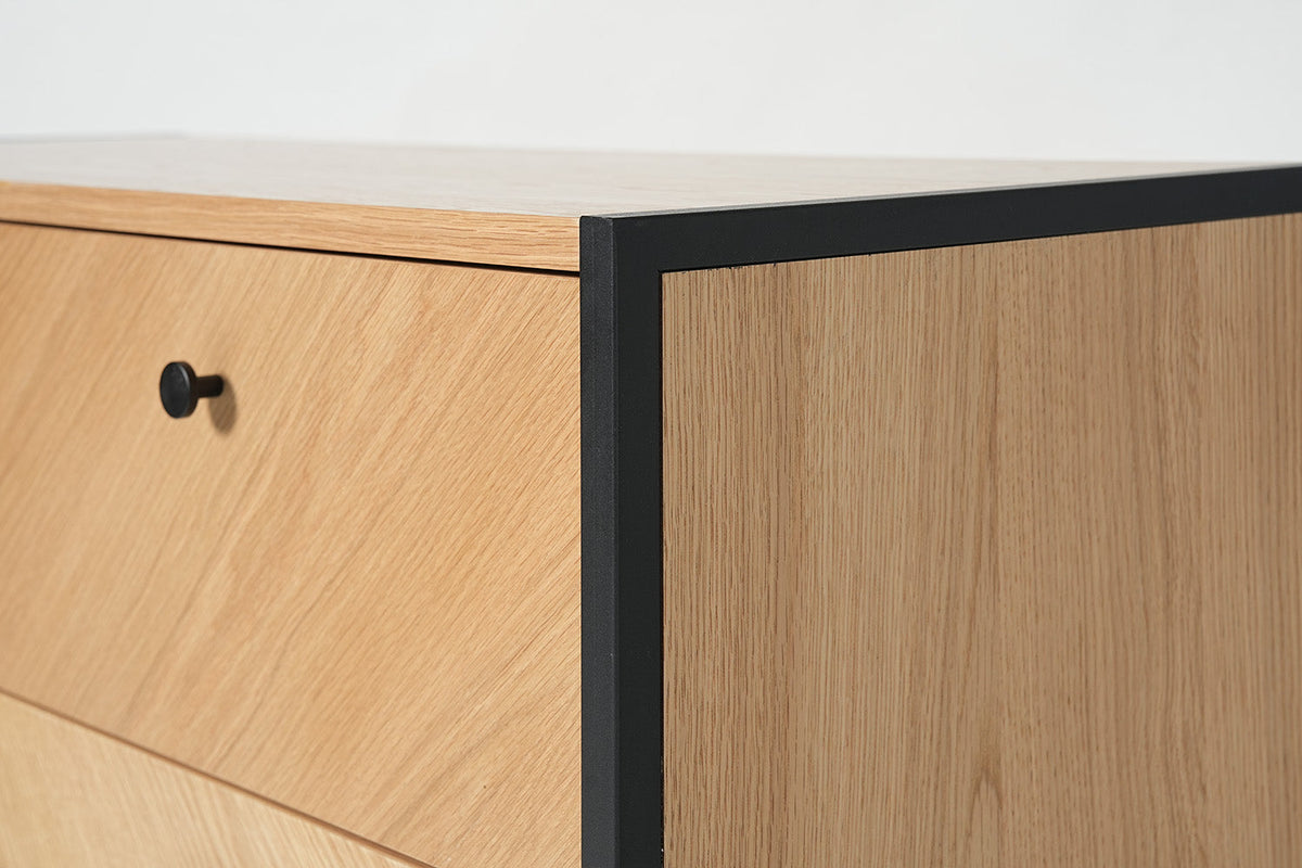 Sideboard 06