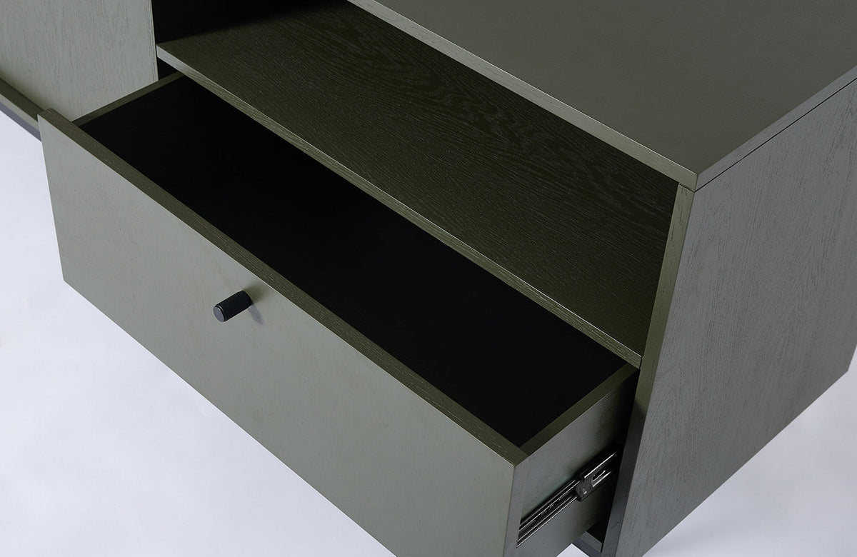 Sideboard 03