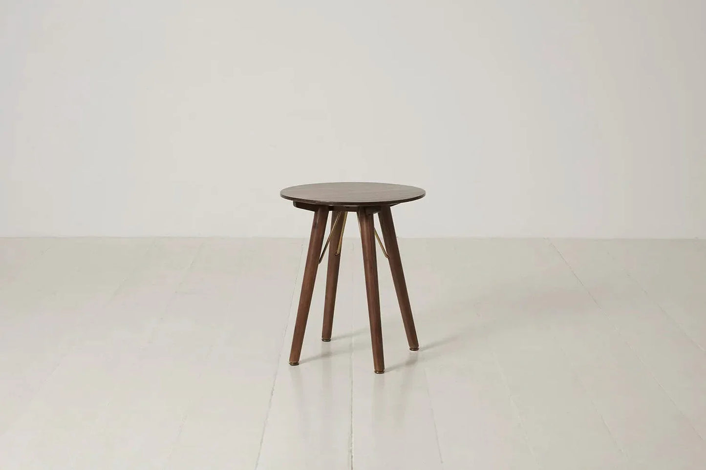 Side Table 01, Walnut