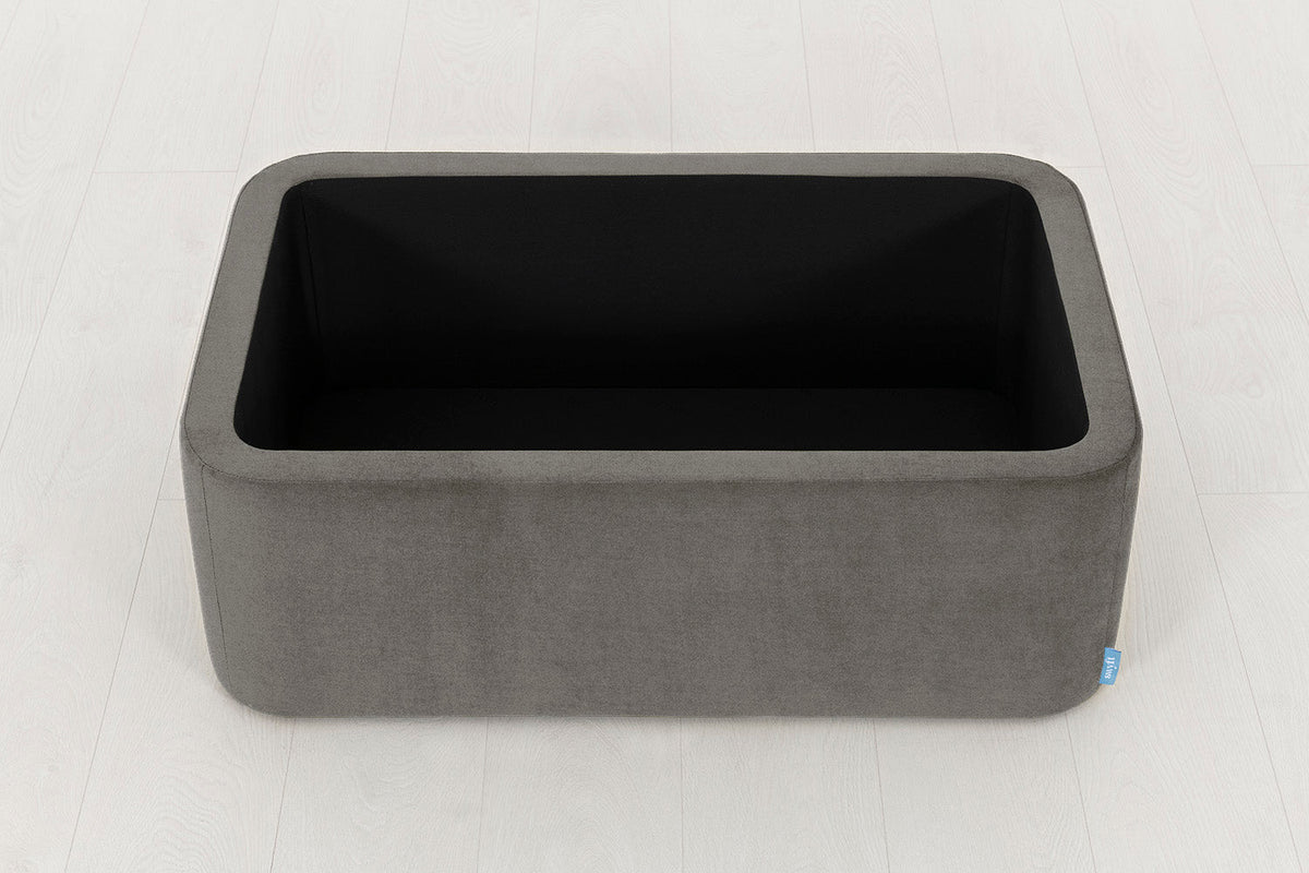 Storage 02, Mink
