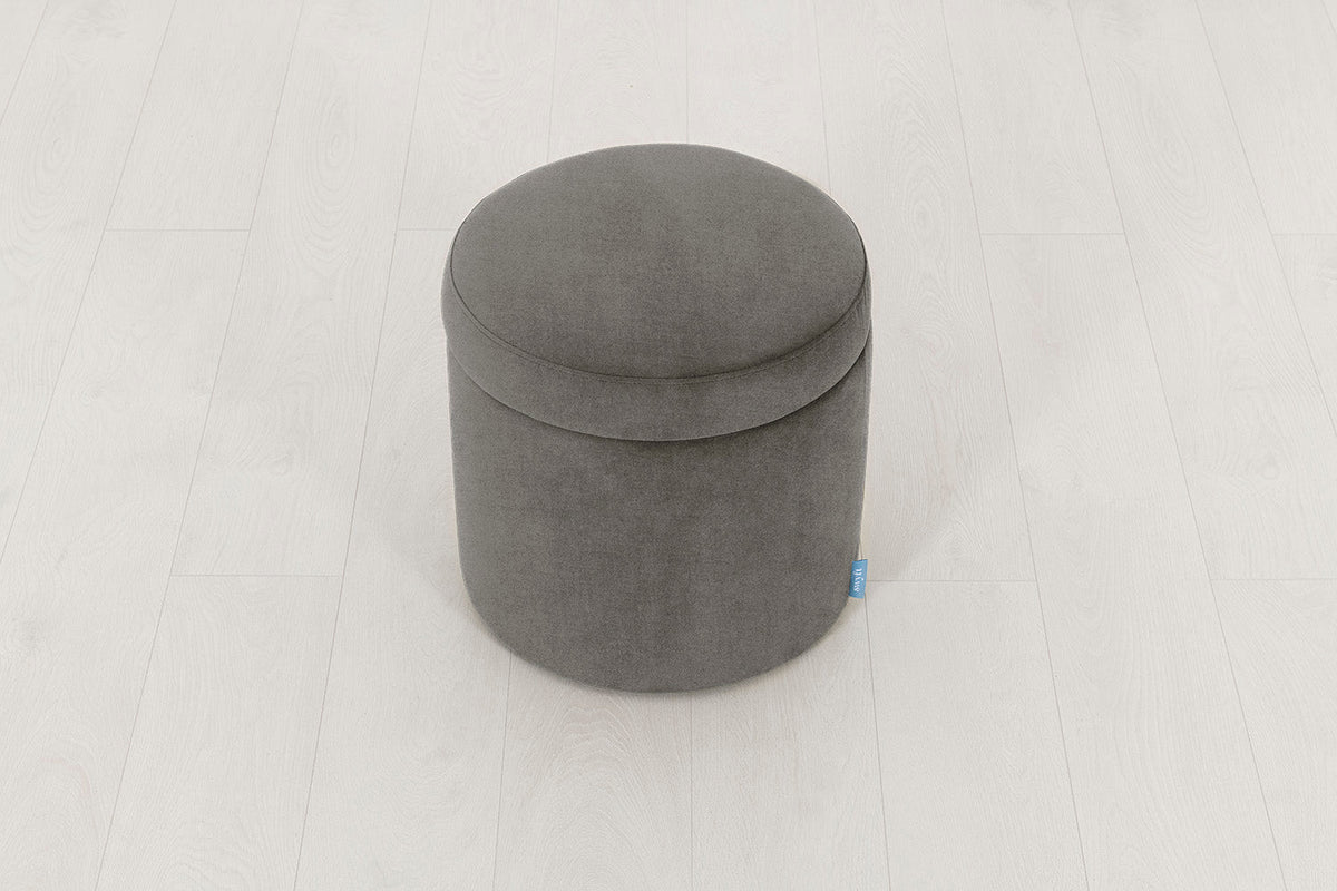 Storage 03, Mink