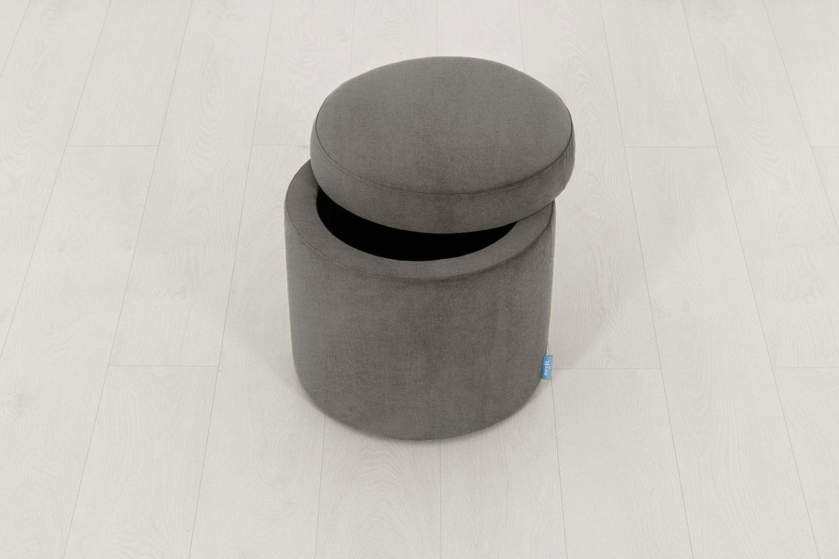 Storage 03, Mink