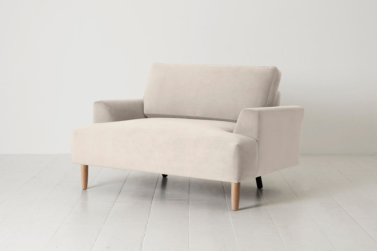 Model 05 Loveseat, Oak / Bone