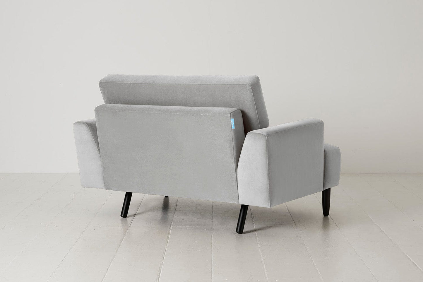 Model 05 Loveseat