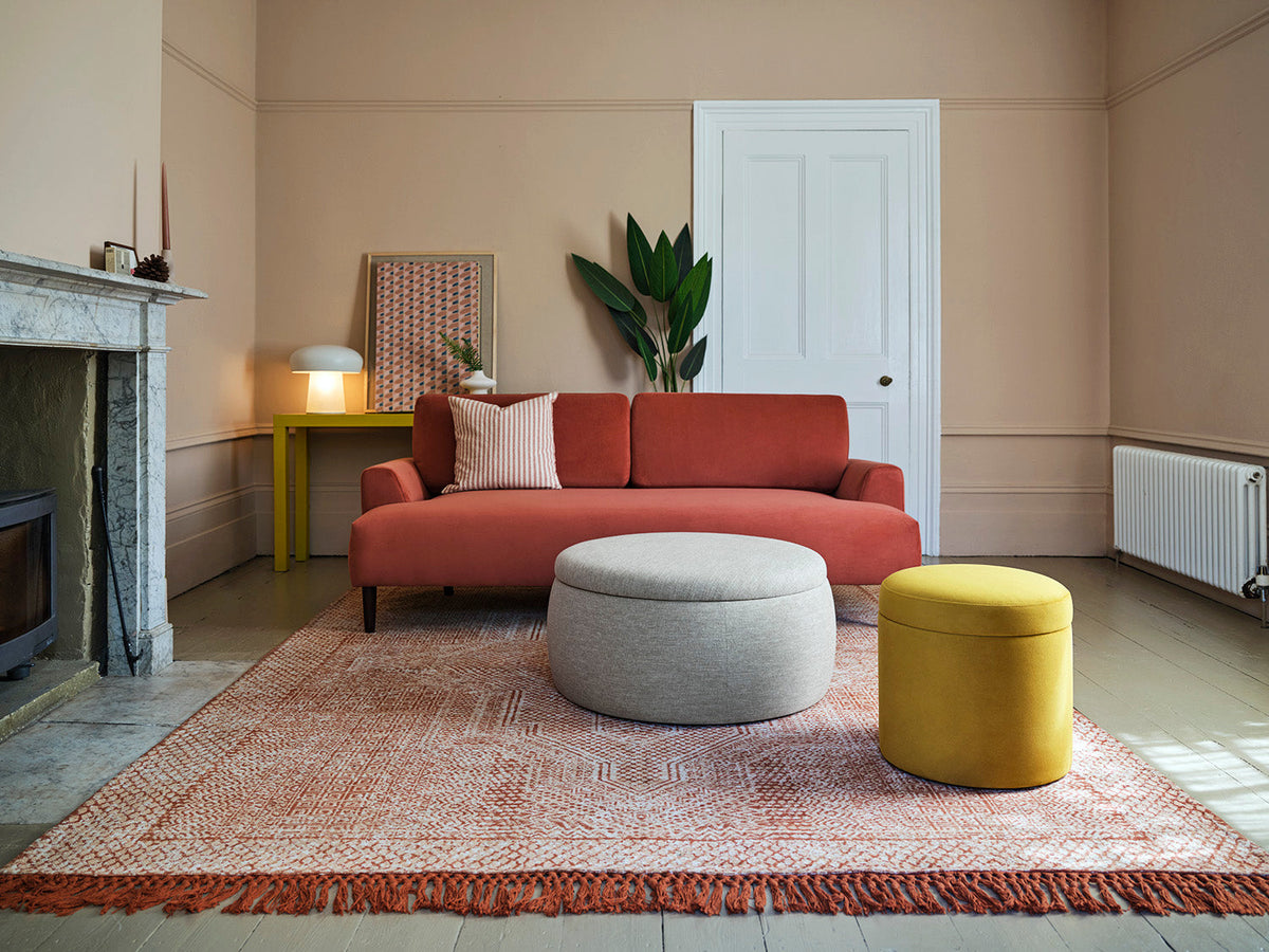 Model 05 2-Seater Sofa, Oak / Brick