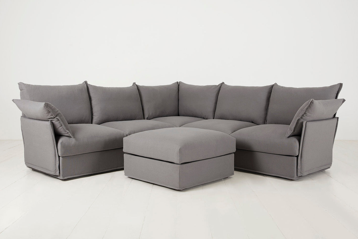 Model 06 Corner Sofa with Ottoman, Risso