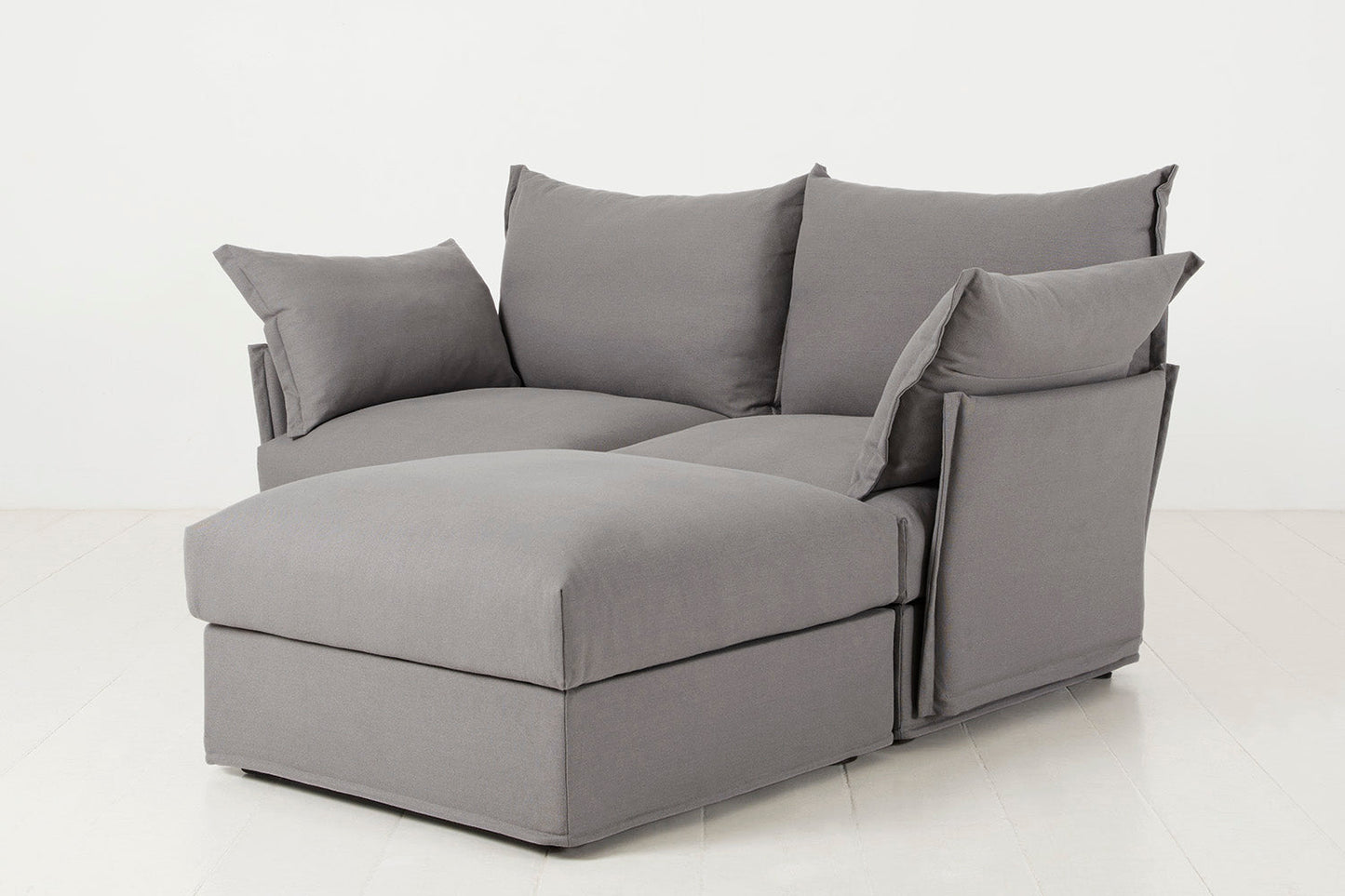 Model 06 2-Seater Right Chaise Sofa, Risso