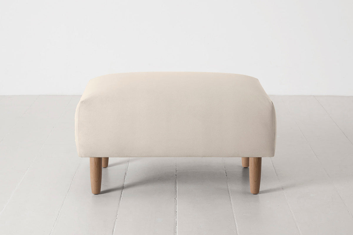 Model 05 Ottoman, Oak / Bone
