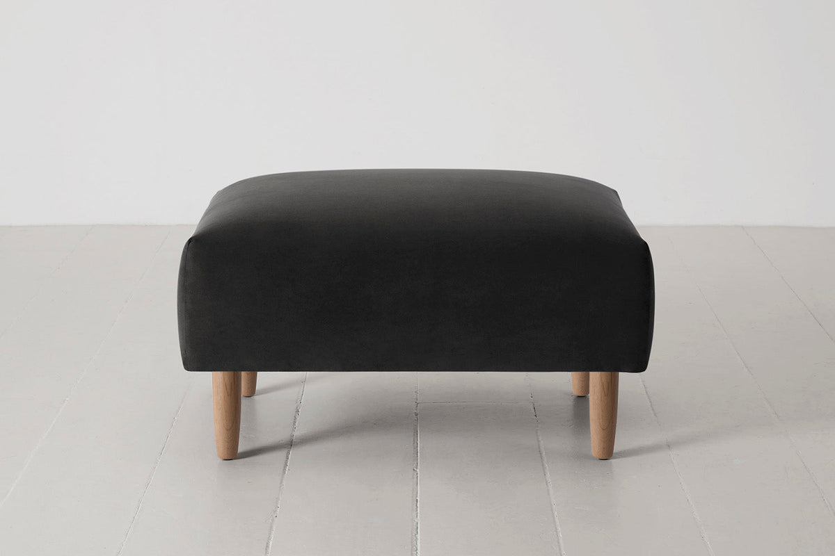 Model 05 Ottoman, Oak / Charcoal