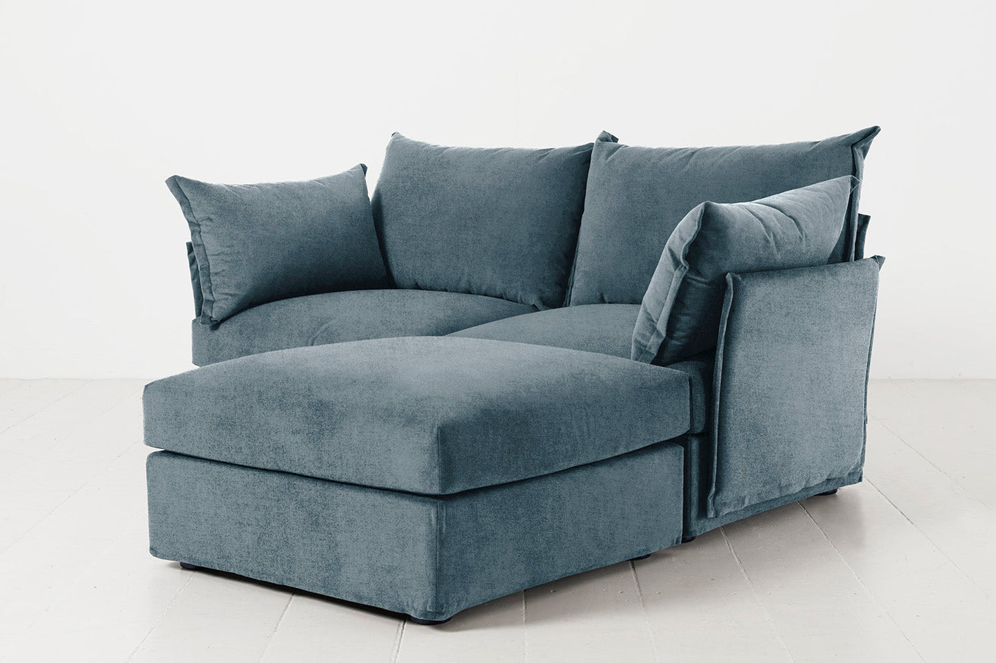 Model 06 2-Seater Right Chaise Sofa, Hydro