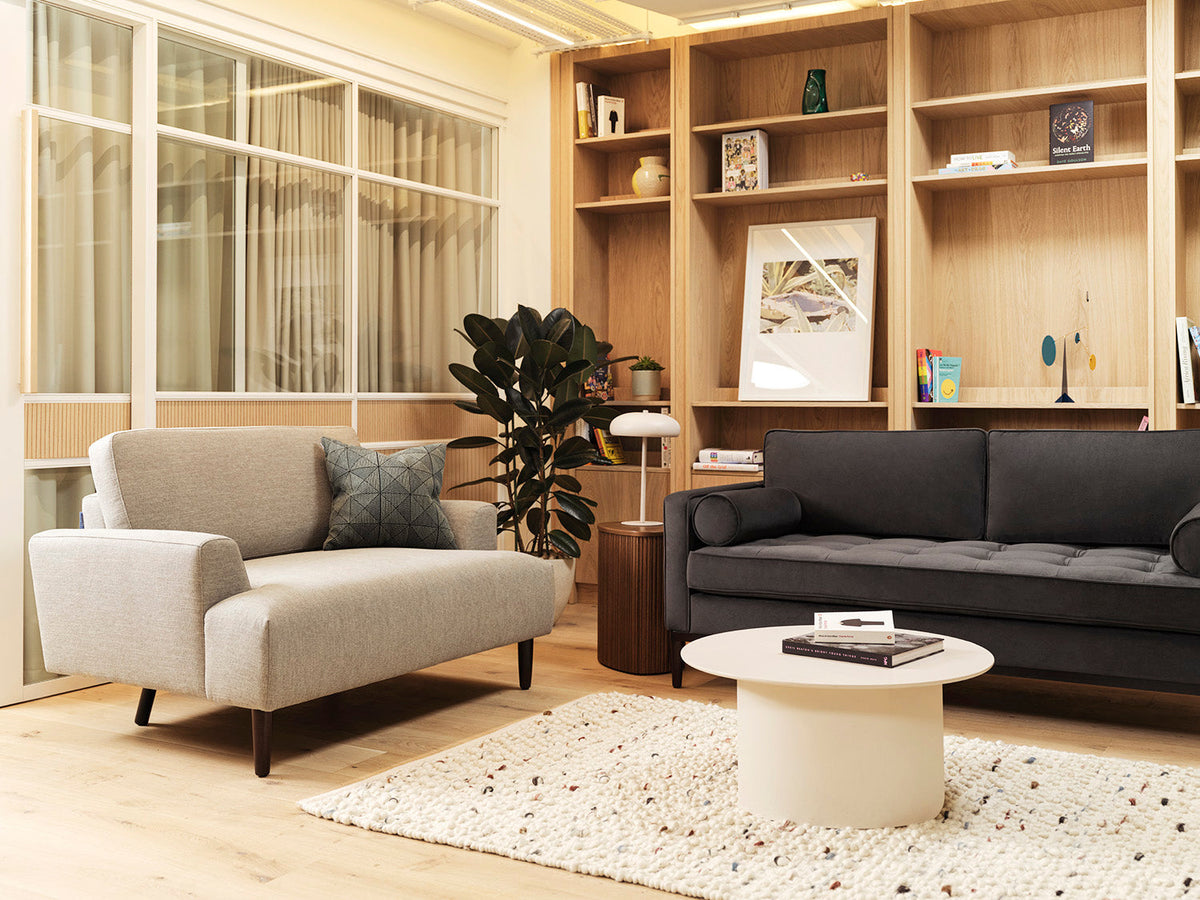 Model 05 Loveseat, Oak / Pumice