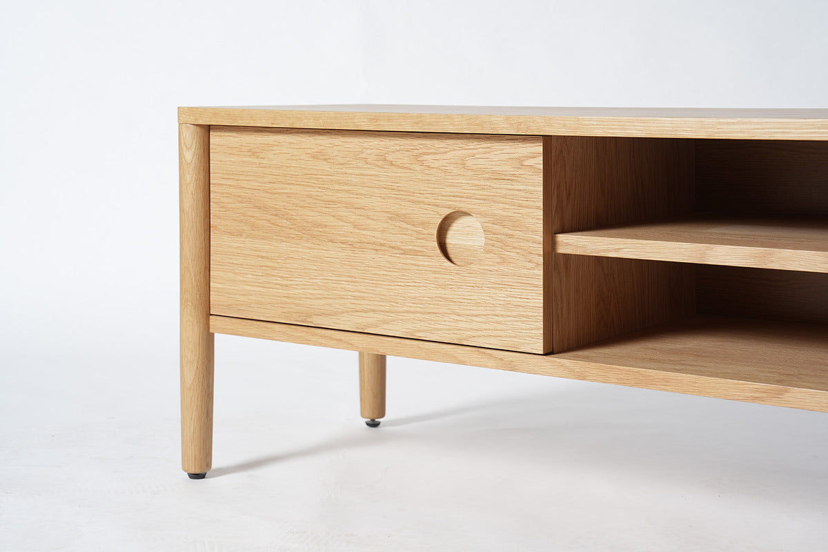 TV Unit 03 For TVs up to 65-inches, Oak