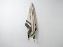 Throw 01, Green