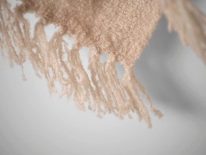 Throw 02, Cream