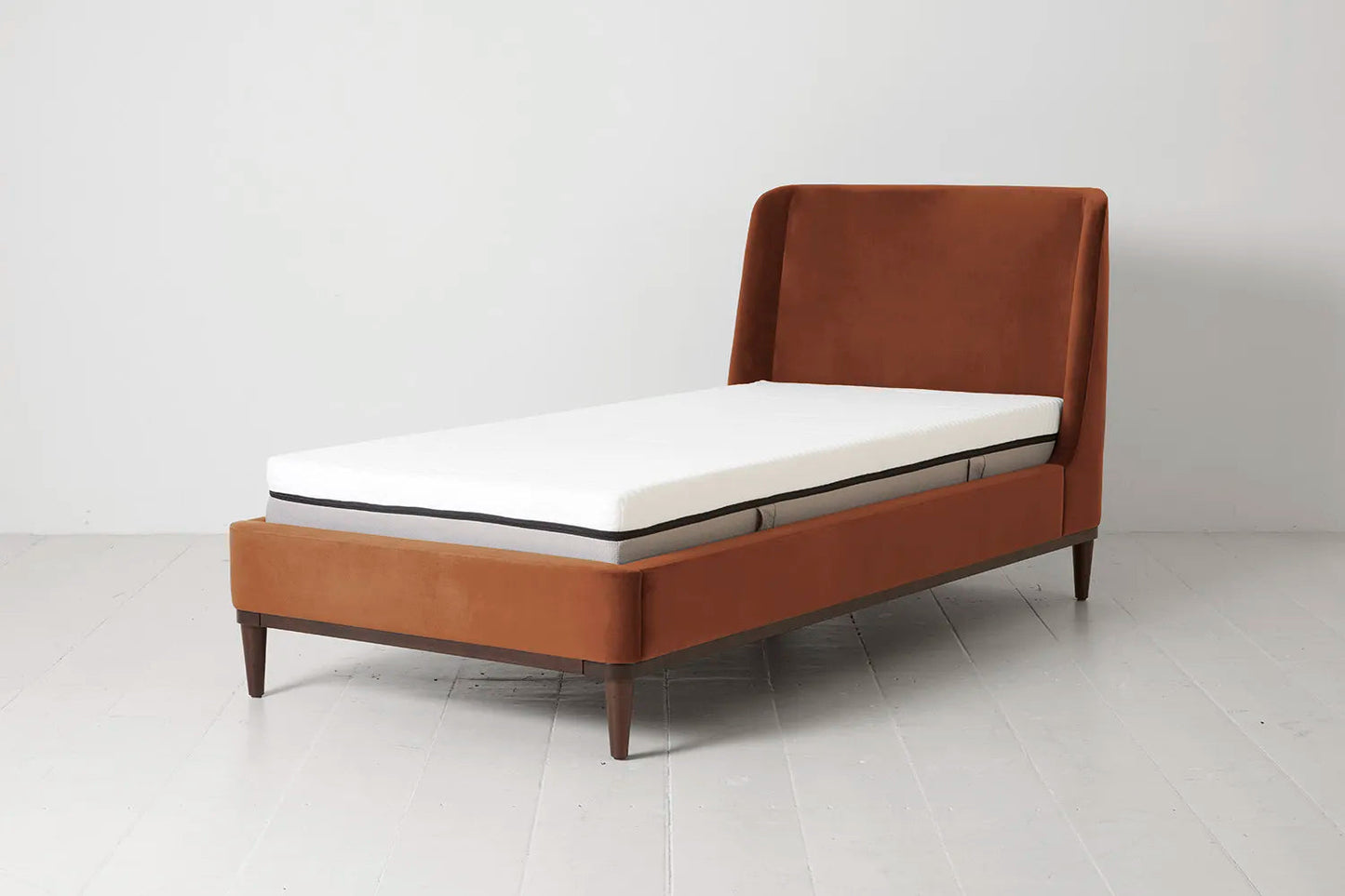 Bed 02 Single Bed, Umber