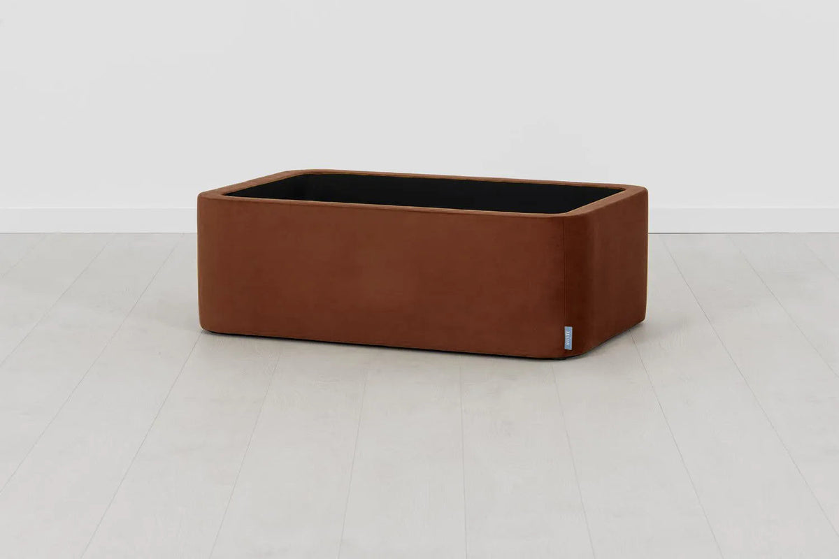 Storage 02, Umber