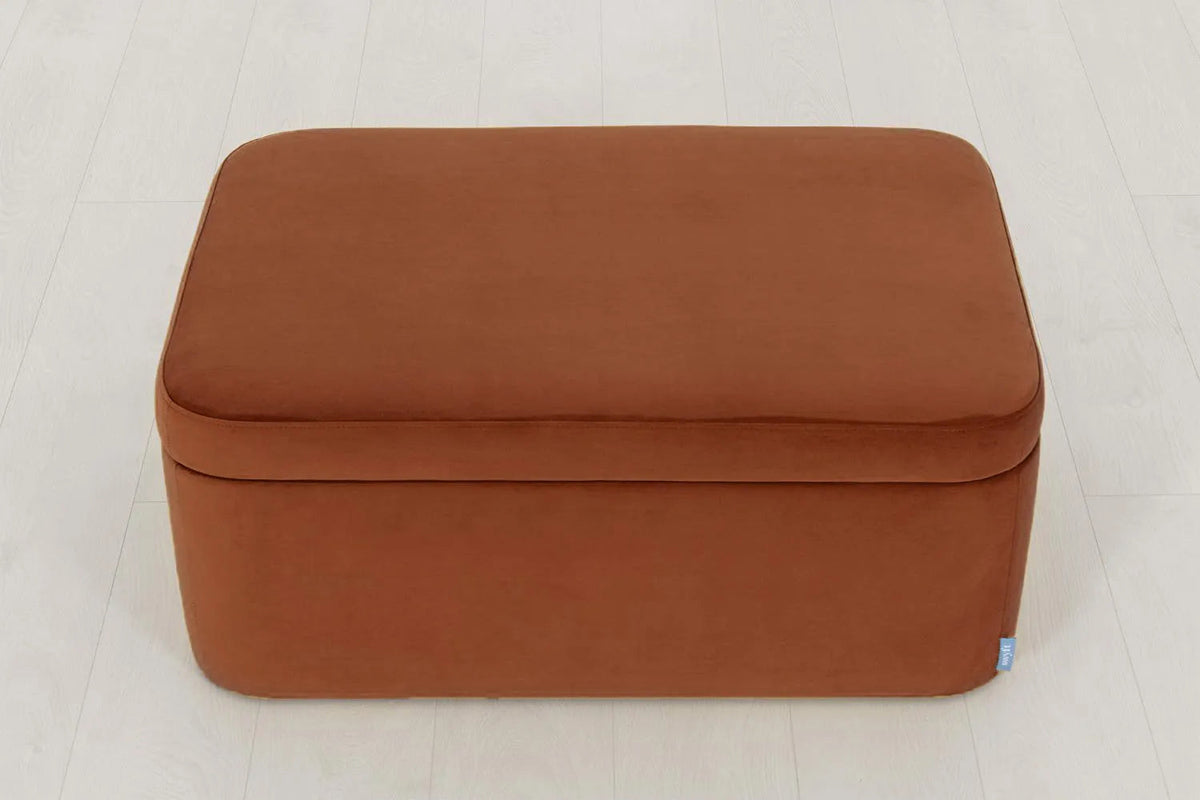 Storage 02, Umber