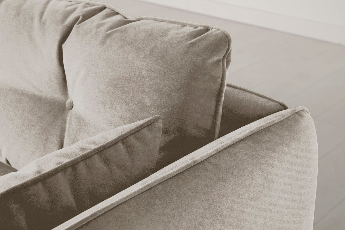 Model 19 Loveseat, Chalk — Model 19 - Detail - Chalk 03