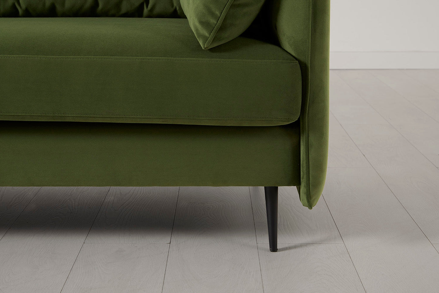 Model 19 3 Seater Sofa with Ottoman, Vine