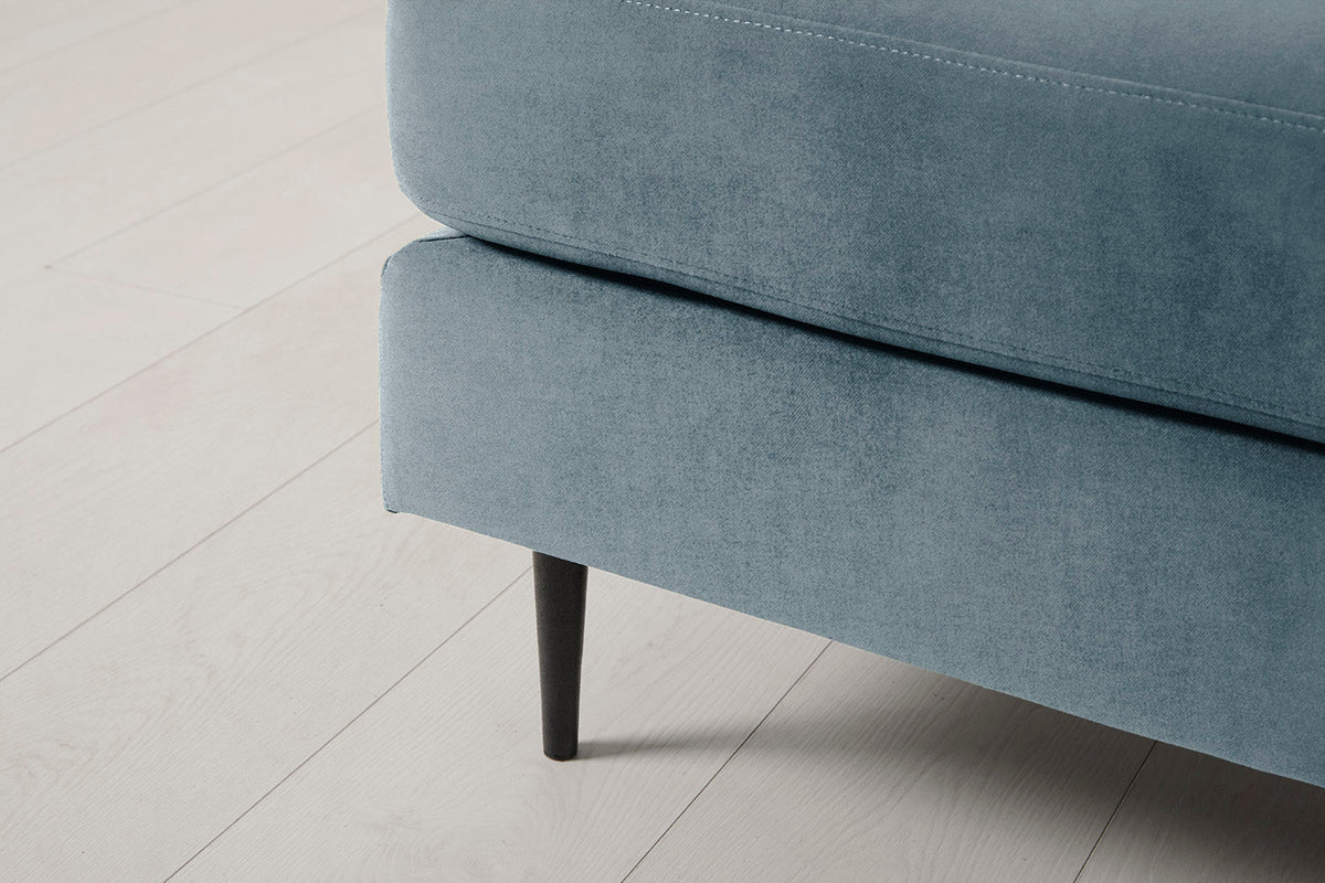 Model 19 Ottoman, Hydro — Detail View