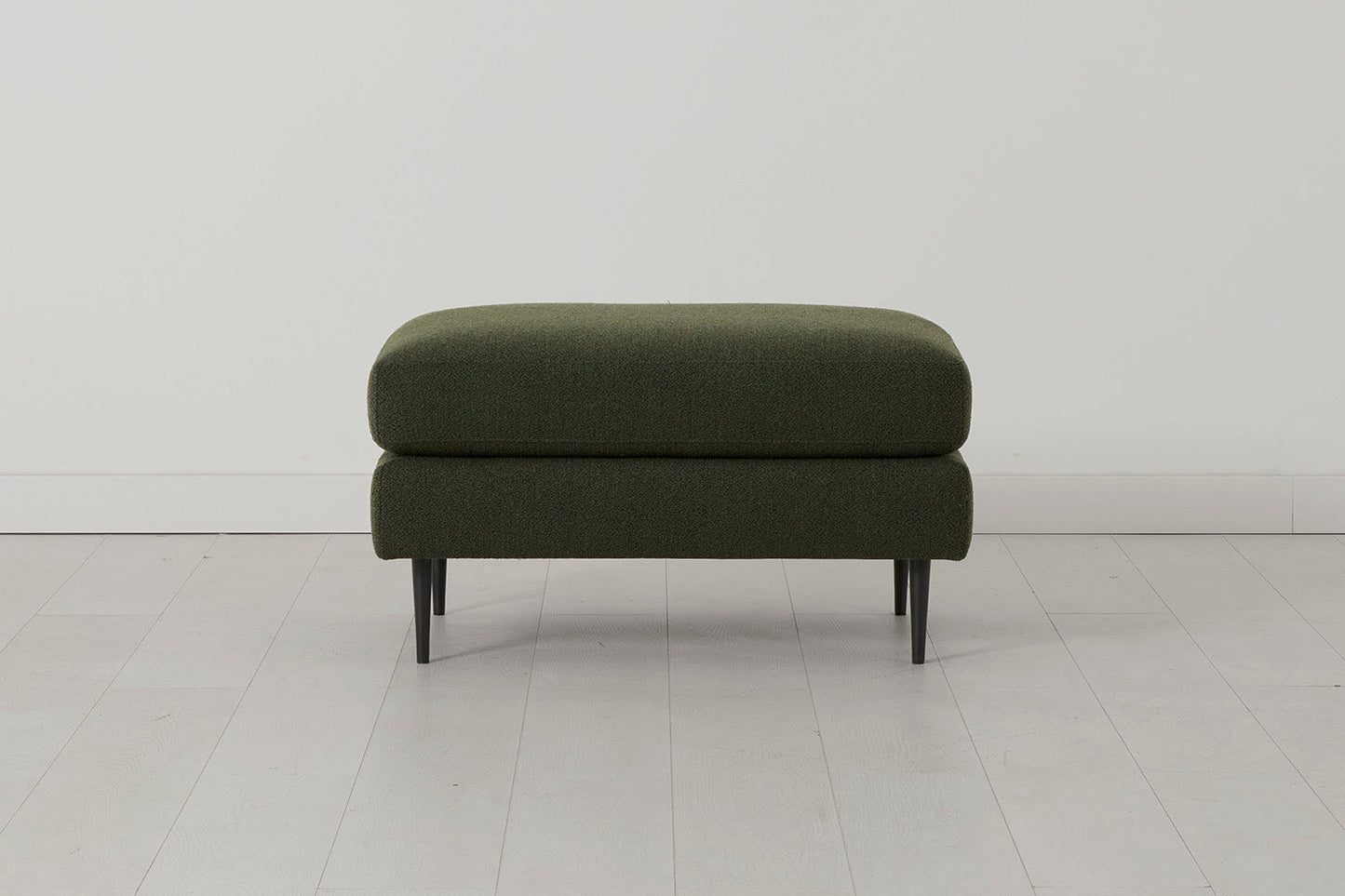 Model 19 Ottoman, Fern