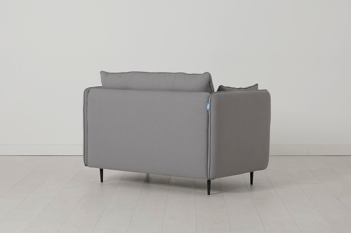 Model 19 Loveseat, Risso