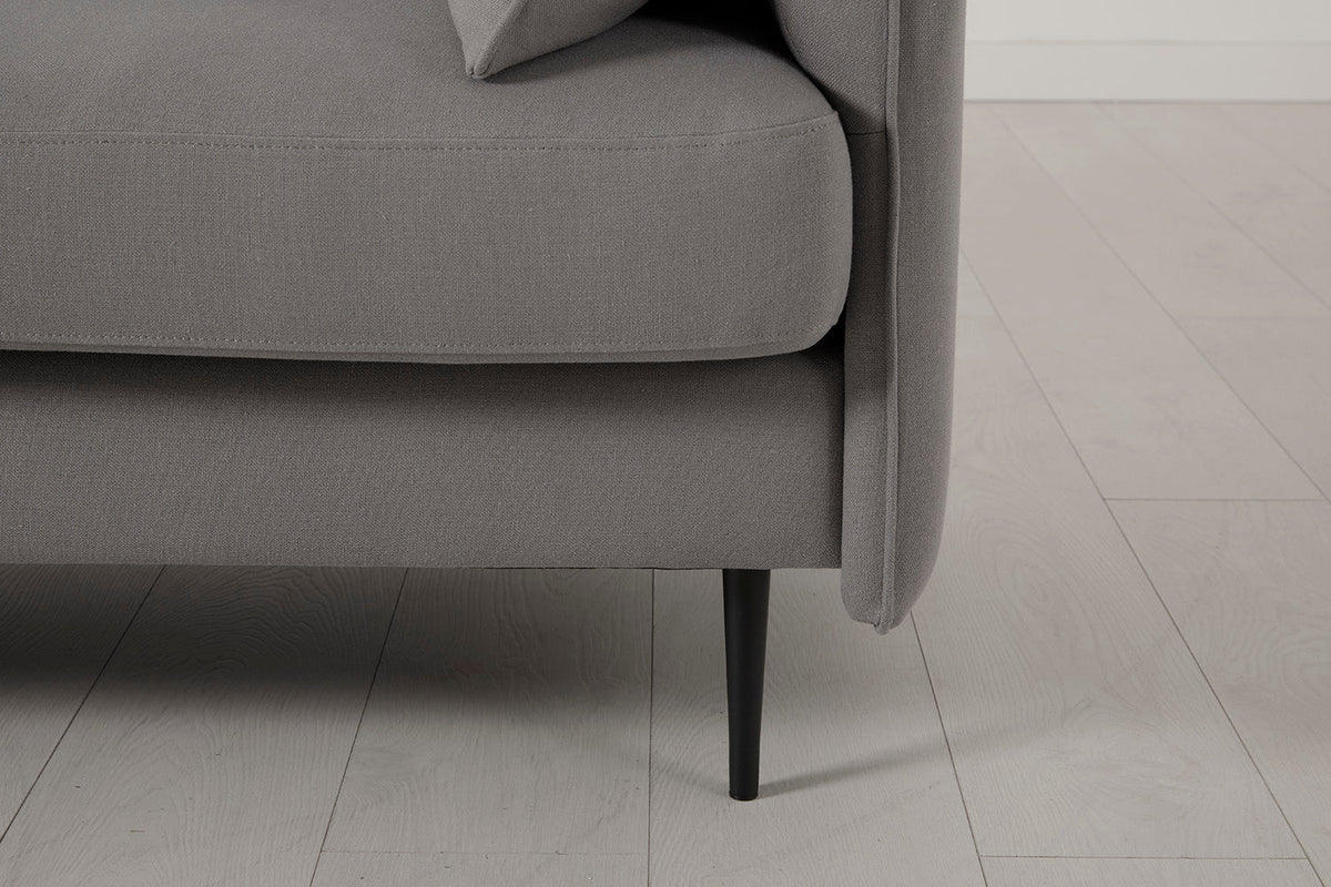Model 19 Loveseat, Risso — Model 19 - Detail - Risso 10